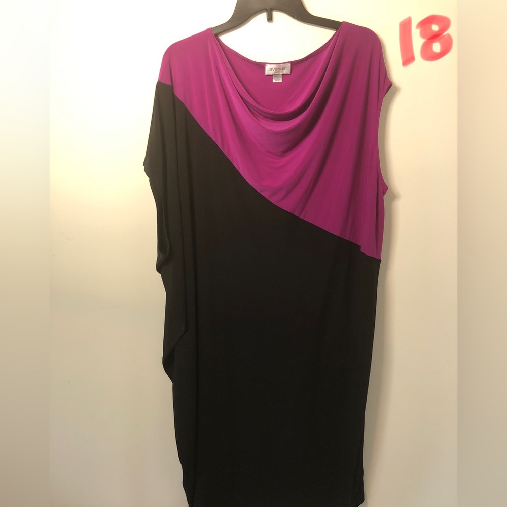 Plus size purple and black dress size 22/24 from Avenue